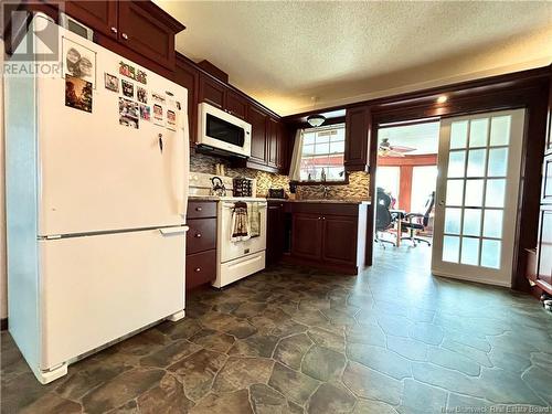 7662 Du Havre, Bas-Caraquet, NB - Indoor Photo Showing Kitchen