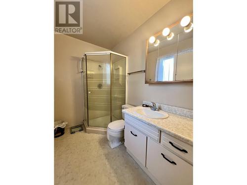 101 Cade Place, Prince Rupert, BC - Indoor Photo Showing Bathroom