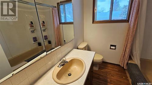 132 Haw Place, Swift Current, SK - Indoor Photo Showing Bathroom