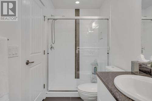 600 Sherwood Road Unit# 56, Kelowna, BC - Indoor Photo Showing Bathroom