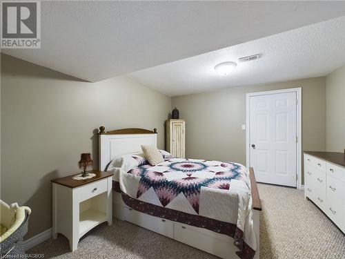 210 Denstedt Street W, Listowel, ON - Indoor Photo Showing Bedroom