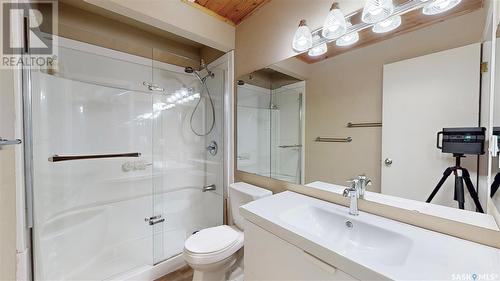 3 Markwell Drive, Regina, SK - Indoor Photo Showing Bathroom