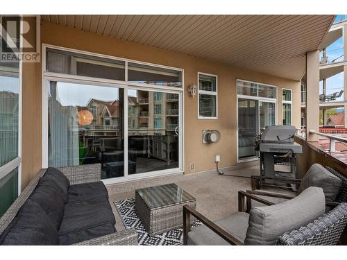 1088 Sunset Drive Unit# 334, Kelowna, BC - Outdoor With Deck Patio Veranda With Exterior