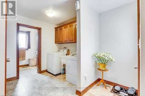 79 Forest Street, Aylmer, ON - Indoor Photo Showing Laundry Room