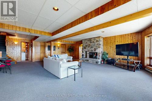 68 South Fork Drive, Kawartha Lakes, ON - Indoor With Fireplace