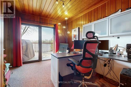 68 South Fork Drive, Kawartha Lakes, ON - Indoor Photo Showing Office