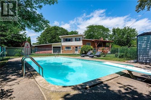 12 Princess Ann Circle, St. Catharines, ON - Outdoor With In Ground Pool