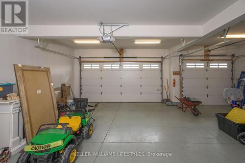 19 Caverhill Crescent, Middlesex Centre, ON - Indoor Photo Showing Garage