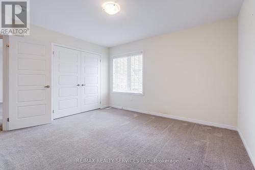 17 Vaughn Drive, Thorold, ON - Indoor Photo Showing Other Room