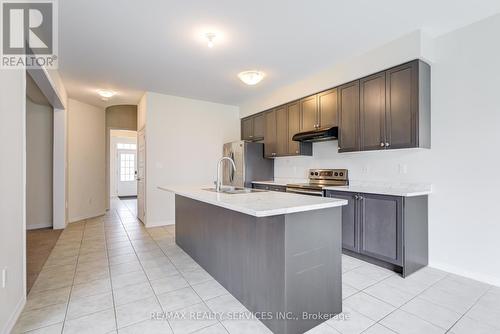 17 Vaughn Drive, Thorold, ON - Indoor Photo Showing Kitchen