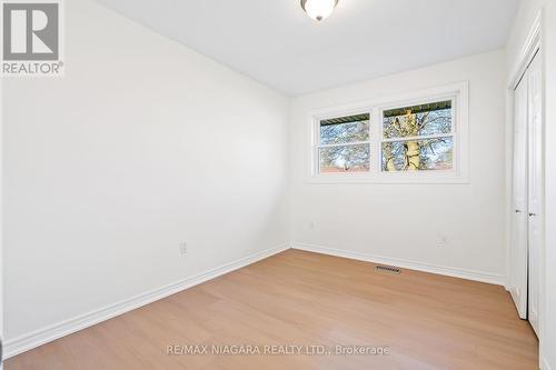 41 Woodelm Drive E, St. Catharines, ON - Indoor Photo Showing Other Room