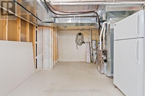 41 Woodelm Drive E, St. Catharines, ON - Indoor Photo Showing Basement