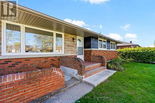 41 Woodelm Drive E, St. Catharines, ON - Outdoor With Deck Patio Veranda