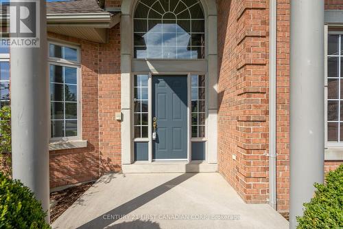66 Valleyview Crescent, Thames Centre, ON - Outdoor