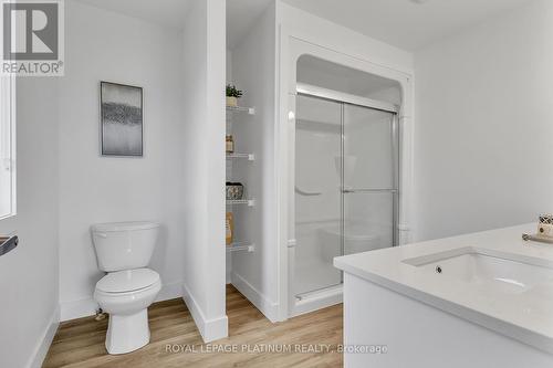 3635 Southbridge Avenue, London, ON - Indoor Photo Showing Bathroom