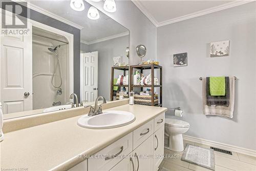 Imported from itso - 1532 Evans Boulevard, London, ON - Indoor Photo Showing Bathroom