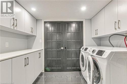 Imported from itso - 1532 Evans Boulevard, London, ON - Indoor Photo Showing Laundry Room