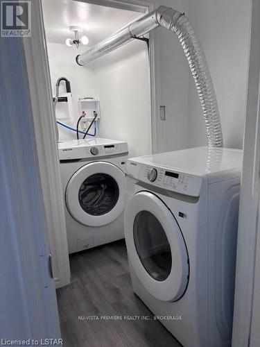 44 Masson Court, London, ON - Indoor Photo Showing Laundry Room