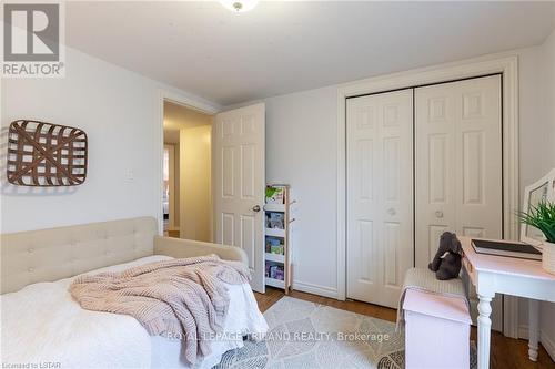 4512 Colonel Talbot Road, London, ON - Indoor Photo Showing Bedroom