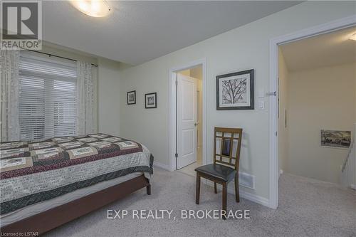 88 - 112 North Centre Road Road, London, ON - Indoor Photo Showing Bedroom