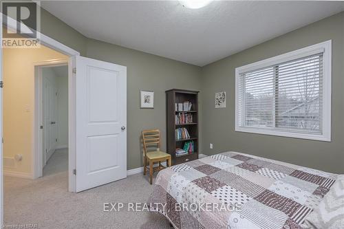 88 - 112 North Centre Road Road, London, ON - Indoor Photo Showing Bedroom