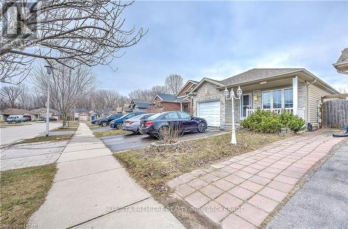 240 Exmouth Circle, London, ON - Outdoor
