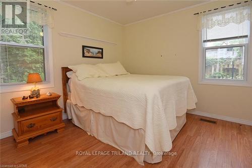7727 Patrick Street, Lambton Shores, ON - Indoor Photo Showing Bedroom
