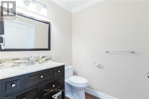 8 Queens Avenue, Lambton Shores, ON - Indoor Photo Showing Bathroom