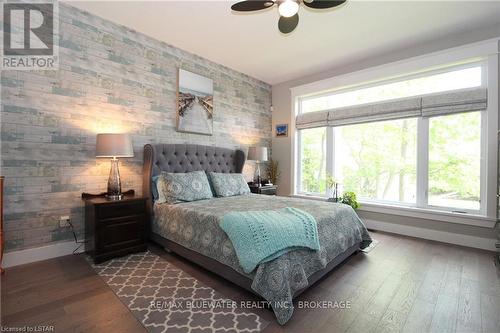 10138 Merrywood Drive, Lambton Shores, ON - Indoor Photo Showing Bedroom