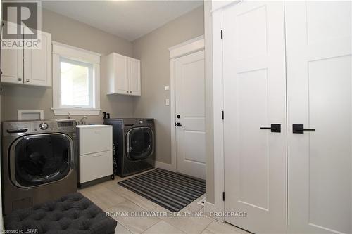 10138 Merrywood Drive, Lambton Shores, ON - Indoor Photo Showing Laundry Room
