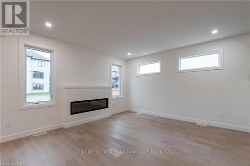 2254 Linkway Boulevard, London, ON - Indoor With Fireplace