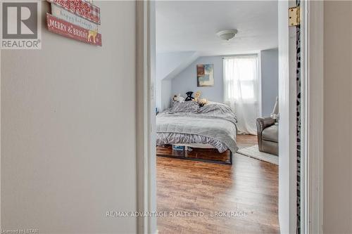 1185 Albany St, London, ON - Indoor Photo Showing Bedroom