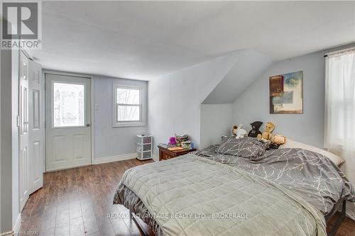 1185 Albany St, London, ON - Indoor Photo Showing Bedroom