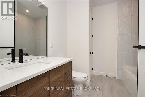 1 - 110 Coastal Crescent, Lambton Shores, ON - Indoor Photo Showing Bathroom