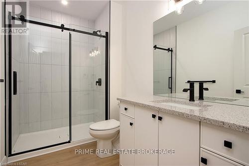 1 - 110 Coastal Crescent, Lambton Shores (Grand Bend), ON - Indoor Photo Showing Bathroom