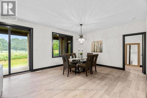 44 East Glen Drive, Lambton Shores, ON - Indoor Photo Showing Dining Room