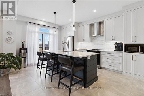 150 - 2261 Linkway Blvd Boulevard, London, ON - Indoor Photo Showing Kitchen With Upgraded Kitchen