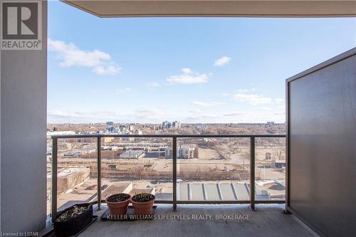 1205 - 330 Ridout Street North, London, ON - Outdoor With View
