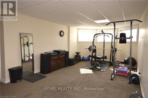 8105 Mcgregor Court, Amherstburg, ON - Indoor Photo Showing Gym Room