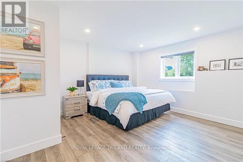 23 Sauble River Road, Lambton Shores, ON - Indoor Photo Showing Bedroom