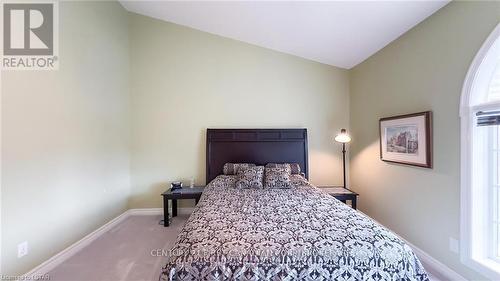 20 - 40 Ontario Street S, Lambton Shores, ON - Indoor Photo Showing Bedroom