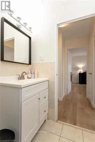 1010 - 583 Mornington Avenue, London, ON - Indoor Photo Showing Bathroom