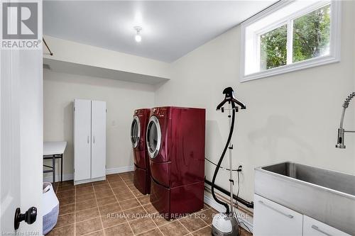 14488 Putnam Road, Malahide, ON - Indoor Photo Showing Laundry Room