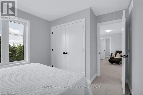 123 - 93 Stonefield Lane, Middlesex Centre, ON - Indoor Photo Showing Bedroom