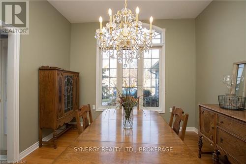 21 Calvert Lane, Middlesex Centre, ON - Indoor Photo Showing Dining Room