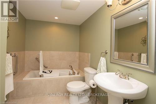 21 Calvert Lane, Middlesex Centre, ON - Indoor Photo Showing Bathroom