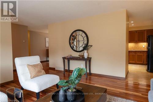 9987 Port Franks Estate Drive, Lambton Shores, ON - Indoor Photo Showing Living Room
