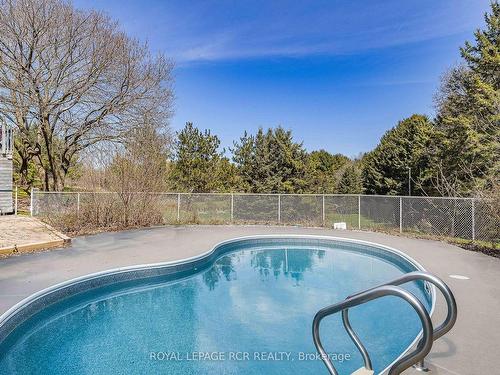 20369 Centre St, East Gwillimbury, ON - Outdoor With In Ground Pool With Backyard