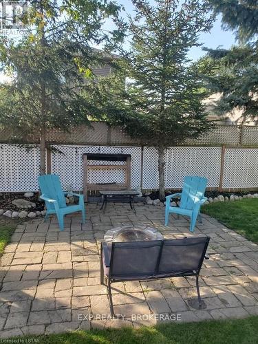 27 Robin Street, North Middlesex, ON - Outdoor With Deck Patio Veranda