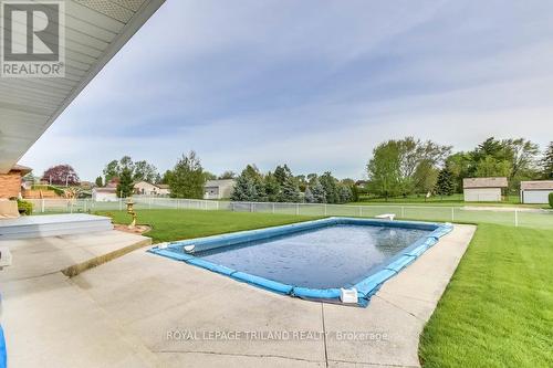 86 Lawton Street, St. Thomas, ON - Outdoor With In Ground Pool